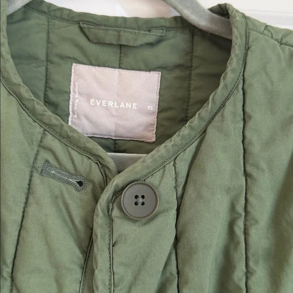 Everlane Green Utility Jacket with Quilted Design - Picture 3 of 9